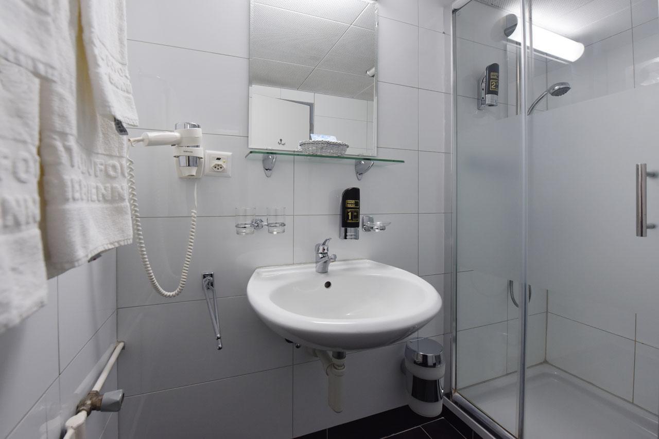 Dufour 3* Biel
